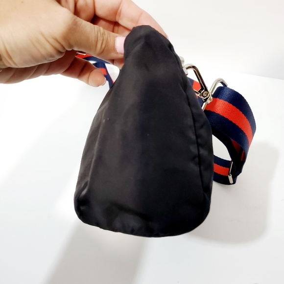 Prada auth black nylon pouch crossbody bag w strap - Picture 8 of 15